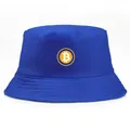 Donkerblauwe katoenen vissershoed met gouden Bitcoin-logo op een witte achtergrond - Eén maat / Blauw