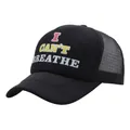 Schwarze Trucker-Cap mit Netzrückseite und I CAN'T BREATHE Aufdruck in Seitenansicht - Schwarz Mesh Kappe Stil F