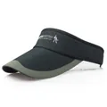 Visiera sportiva nera con bordo verde e stampa Modern British Sports Brand - Nero