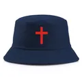 Cappello a secchiello in cotone blu navy con ricamo a croce rossa su uno sfondo bianco pulito - Taglia unica per adulti (58 cm non regolabile) / Blu navy