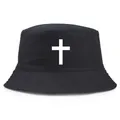 Cappello a secchiello in tela nera con stampa a croce bianca e tesa cucita - Taglia unica per adulti (58 cm non regolabile) / Nero con Stampa Bianca