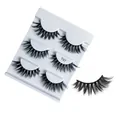 5 pairs of thick T07 faux mink eyelashes with cross pattern in a white tray - Style T07