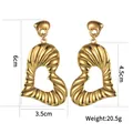 Exaggerated large hollow heart earrings with 18K gold-plated striped texture for women - Large Threaded Hollow Heart Style (E756)