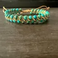 Pulsera artesanal de doble fila de cuentas turquesas con cordón ajustable - Azul