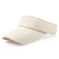 Beigefarbene Outdoor-Sonnenblende mit langem gebogenem Schirm und offenem Design - Verstellbar / Gebrochenes Weiß