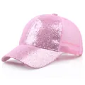 Rosa Pailletten Baseballkappe mit Mesh-Rücken und Pferdeschwanz-Öffnung für Damen - Rosa