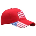 Casquette Biden rouge avec drapeau américain sur la visière et broderie Joe Biden - Taille Unique Adulte (Réglable 58cm) / Rouge
