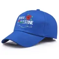 Casquette baseball bleu roi Free Palestine avec broderie rose et texte en arabe - Taille unique adulte (58 cm réglable) / Bleu saphir