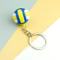 Mini-Volleyball-Schlüsselanhänger in Blau, Gelb und Weiß mit robustem Metallring - Volleyball-Stil (A-044 Volleyball)
