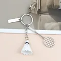 Portachiavi con racchetta da badminton argento, volano e ciondolo personalizzabile - Racchetta da Badminton Con Volano Bianco Chiusura a Moschettone E Targhetta Rettangolare