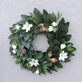 Weihnachtsgirlande aus künstlichen Magnolienblättern mit weißen Blüten und braunen Kapseln - 50cm Magnolienblatt Weihnachtskranz