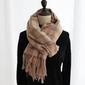 Elegant houndstooth scarf in camel pink and blue with soft cashmere texture and tassels - 190cm / Japanese Pink Plaid