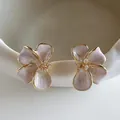 Orecchini a fiore con petali in smalto rosa e centro in cristallo scintillante - 72# Orecchini a Bottone a Fiore in Strass e Smalto Rosa Viola con Cornice Oro
