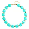 Dettaglio ravvicinato di collana con perle di resina turchese e sfere dorate lucide. - Motivo Marmo Stile Quadrato (Stile-26)
