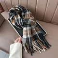 Classic plaid scarf for winter in black and brown cashmere-feel fabric with fringe edges - Brown