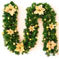 2,7m dichte Weihnachtsguirlande mit goldenen Poinsettien und warmer LED-Beleuchtung - Goldene Girlande Mit Licht / Gold