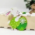 Coniglietto di Pasqua in legno con abito a pois verdi e ciondolo a uovo - Coniglio in Vestiti a Pois Verdi