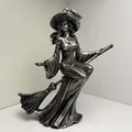 Statue de sorcière sur balai en résine argentée pour décoration de table maison - Sorcière Chevauchant Balai (Argent Antique)