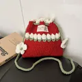 Bolso de ganchillo rojo hecho a mano con tulipán blanco y correa verde tejida - Rojo