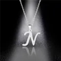 Collana in acciaio inossidabile argento lucido con ciondolo a lettera N minimalista - Lettera N