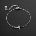 Bracelet battement de cœur en acier argenté avec chaîne réglable et petit cœur - Battement de Coeur (SL65)