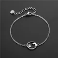 Bracciale in acciaio inossidabile argento con ciondolo luna e coppia traforata - Luna e Persone (SL61)
