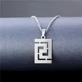 Poliertes silbernes Edelstahl-Rechteck-Labyrinth-Anhänger an einer schlichten Gliederkette - Geometrischer Mäander Stil (XL154)