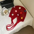Borsa tote rossa all'uncinetto con fiori colorati e design a maglia per l'estate - Borgogna
