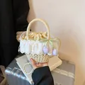 Sac en paille avec bordure en dentelle blanche, tulipes et doublure à cordon - Petit Violet