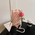 Mini bolso de ganchillo tulipán crema con patrones florales y correa de perlas - Rosa