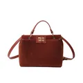 Sac bandoulière vintage marron rouge en daim et cuir avec fermoir doré chic - Suède Brun