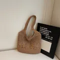 Bolso de playa de ganchillo hecho a mano color caqui con calados florales - Caqui