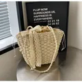 Sac en paille beige avec un grand nœud en dentelle blanche et doublure à cordon - Blanc cassé Style Trois