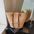 Handgeweven strooien emmertas in natuurlijk beige met donkerbruine leren schouderbanden - Khaki