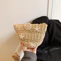 Borsa da spiaggia in paglia intrecciata da donna con stelle marine e conchiglie - Bianco Sporco