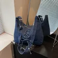Dunkelblaue Denim Umhängetasche mit Schleifen-Detail und verstellbarem breitem Gurt - Dunkelblau