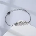 Dettaglio di un bracciale in acciaio inossidabile argento stile oceano con tre fiori - Stile Fiore (NL4)
