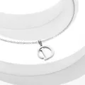 Collana in acciaio inossidabile lucido con pendente lettera D su catena d'argento sottile - Lettera D