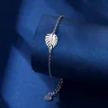 Bracciale minimalista in acciaio inossidabile argento con ciondolo a foglia di palma e catena - Stile Foglia di Monstera (XLY101)