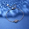 Bracciale a margherita bohémien in argento con maglia a fiore cavo e chiusura a moschettone - Stile Margherita (XLY103)
