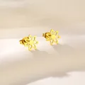 Orecchini a perno a fiore cavo in acciaio inossidabile dorato con chiusure a farfalla - Fiore a Sei Petali Svuotato (SD2)