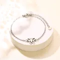 Bracciale minimalista in acciaio inossidabile argento con delicato ciondolo a farfalla - Argento (XLY226)