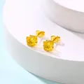 Boucles d'oreilles carrées en zircon jaune avec monture à quatre griffes dorées sur socle - Jaune d'Or