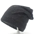 Bonnet noir souple pour femme avec paillettes argentées pour l'automne-hiver - Noir