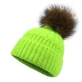 Bonnet en tricot vert néon avec un grand pompon marron moelleux pour l'hiver - M (56-58cm) / Vert