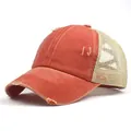 Detailansicht der Vintage-Baseballkappe mit orangefarbenem Segeltuch und Mesh-Rückseite - Orange