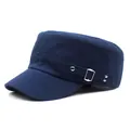 Detalle de gorra militar de algodón azul marino con remaches y correa decorativa - M (56-58cm) / Azul marino