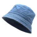 Cappello bucket in denim blu lavato classico con cuciture rinforzate e occhielli in metallo - M (56-58cm) / Blu