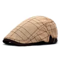 Classic men's plaid newsboy cap with adjustable metal side buckles in beige and brown - M (56-58cm) / Khaki