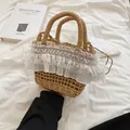 Sac à main en paille tressée avec bordure en dentelle blanche et volants de plage - Kaki